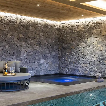 Timeless Alpine Chalet In St. Anton * サンクト・アントン・アム・アールベルク