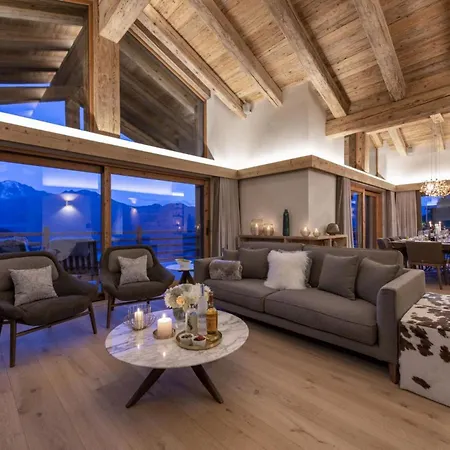 Timeless Alpine Chalet In St. Anton シャレー